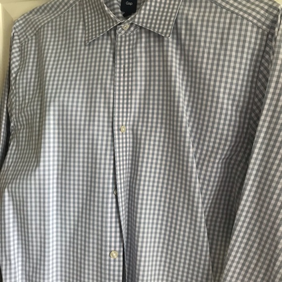 Men’s dress shirt. Gap brand. - Picture 2 of 6